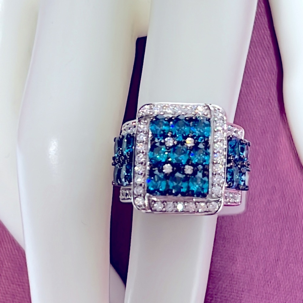 Bella Luce Esotica Neon Apatite & Diamond Simulants Ring
